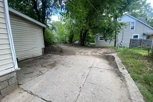 1222 Eastern Ave SE, Grand Rapids, MI 49507 - Photo 35