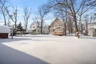 901 Clarence St, Kalamazoo, MI 49001 - Photo 31