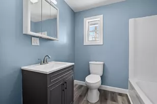 901 Clarence St, Kalamazoo, MI 49001 - Photo 15