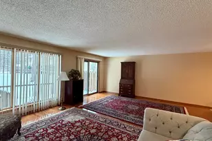 911 Moore Dr, Chelsea, MI 48118 - Photo 9