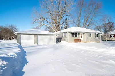 5555 Claudia Avenue SE, Grand Rapids, MI 49548 - Photo 1