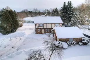 6079 Torrington Rd, Kalamazoo, MI 49009 - Photo 5