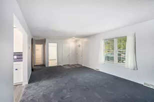 1000 W Villas Dr, Vicksburg, MI 49097 - Photo 5