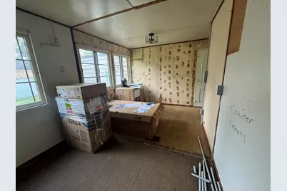 938 W Southern Avenue, Muskegon, MI 49441 - Photo 5