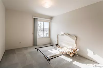 1997 Klingensmith Road #55, Bloomfield Hills, MI 48302 - Photo 13