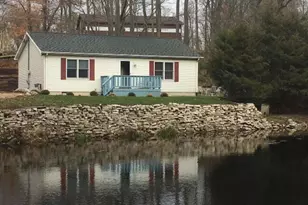 92265 Entrance Dr, Lawton, MI 49065 - Photo 1