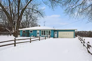 2967 Knapp St NE, Grand Rapids, MI 49525 - Photo 5