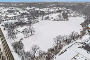 2967 Knapp St NE, Grand Rapids, MI 49525 - Photo 3