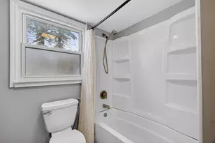 946-948 Hogsback Rd, Mason, MI 48854 - Photo 13