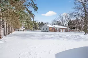 946-948 Hogsback Rd, Mason, MI 48854 - Photo 29