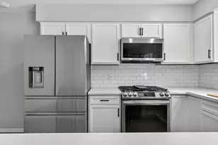 946-948 Hogsback Rd, Mason, MI 48854 - Photo 9