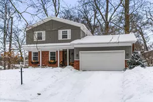 1436 Banbury Ave NE, Grand Rapids, MI 49505 - Photo 3