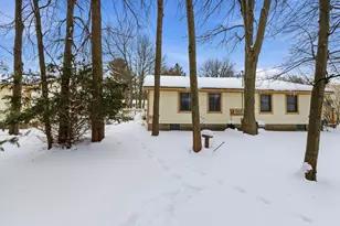 1048 Le Roux Rd, Muskegon, MI 49441 - Photo 17