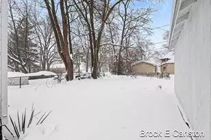 2614 Riordan St, Muskegon, MI 49444 - Photo 5