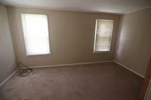 28889 Hillview St, Roseville, MI 48066 - Photo 9