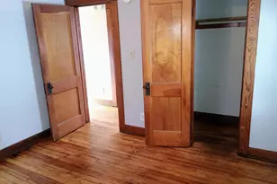 212 N Magnolia Ave, Lansing, MI 48912 - Photo 9