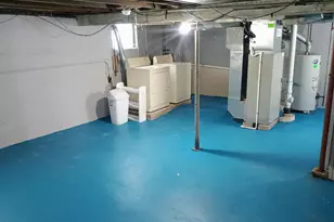 212 N Magnolia Ave, Lansing, MI 48912 - Photo 15