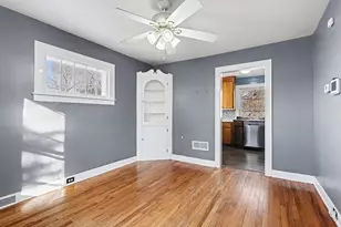 519 N Main St, Three Rivers, MI 49093 - Photo 9