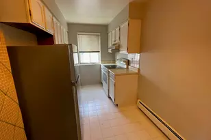 1717 E 14 Mile Rd, Birmingham, MI 48009 - Photo 9