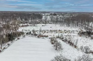 368 Cranson Rd, Bronson, MI 49028 - Photo 1