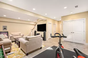 475 Lakeshore Dr, South Haven, MI 49090 - Photo 25