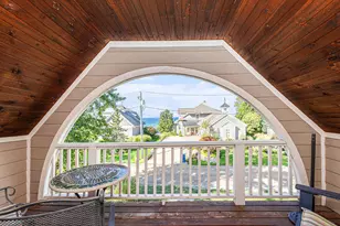 475 Lakeshore Dr, South Haven, MI 49090 - Photo 17