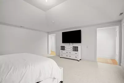 7303 Brookside Village Court, Bloomfield Hills, MI 48301 - Photo 33