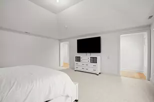 7303 Brookside Vlg Ct, Bloomfield Hills, MI 48301 - Photo 33