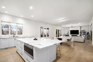 7303 Brookside Vlg Ct, Bloomfield Hills, MI 48301 - Photo 15