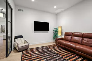 7303 Brookside Vlg Ct, Bloomfield Hills, MI 48301 - Photo 25