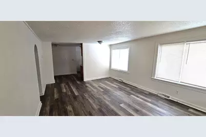 1342 Monroe Street, Benton Harbor, MI 49022 - Photo 7