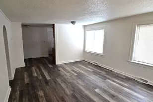 1342 Monroe St, Benton Harbor, MI 49022 - Photo 7