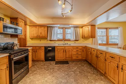 8830 S 43rd Street, Scotts, MI 49088 - Photo 9