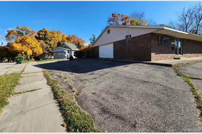 1405 E CÃ©sar E. ChÃ¡vez Avenue, Lansing, MI 48906 - Photo 5