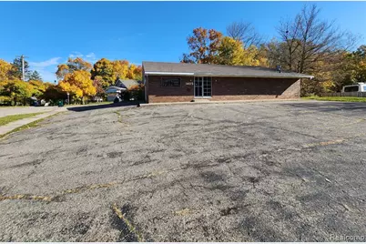 1405 E CÃ©sar E. ChÃ¡vez Avenue, Lansing, MI 48906 - Photo 1