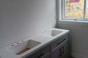 1671 Montague Ave, Muskegon, MI 49441 - Photo 3