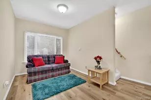 1128 Hickory St, Lansing, MI 48912 - Photo 9