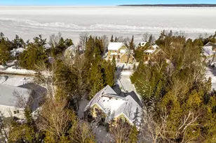 7500 Nine Mile Point Dr, Charlevoix, MI 49720 - Photo 3