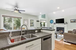 7500 Nine Mile Point Dr, Charlevoix, MI 49720 - Photo 15