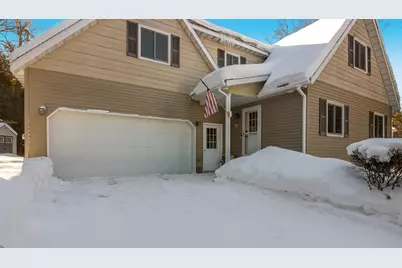 7500 Nine Mile Point Drive, Charlevoix, MI 49720 - Photo 5