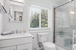 7500 Nine Mile Point Dr, Charlevoix, MI 49720 - Photo 31