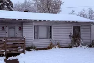 515 East St, Jonesville, MI 49250 - Photo 1