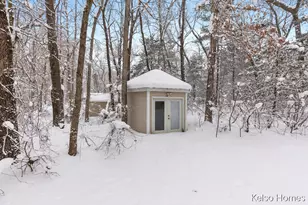 4078 Wildwood Dr, Allegan, MI 49010 - Photo 39