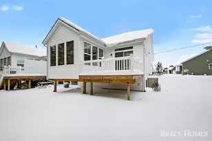 14696 Pine Dew Dr, Grand Haven, MI 49417 - Photo 31