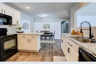 9538 Crescent Drive, Zeeland, MI 49464 - Photo 9