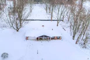 9538 Crescent Dr, Zeeland, MI 49464 - Photo 11