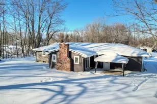 9538 Crescent Dr, Zeeland, MI 49464 - Photo 5