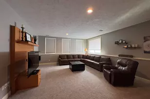 1704 Springwind Dr SW, Byron Center, MI 49315 - Photo 23