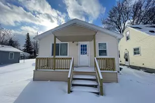 530 McKeighan Ave, Flint, MI 48507 - Photo 1