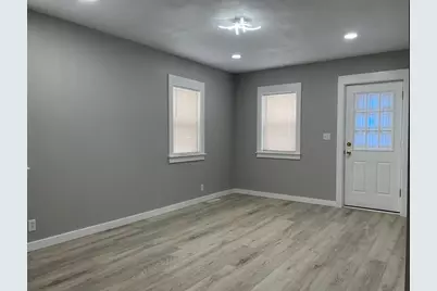 530 McKeighan Avenue, Flint, MI 48507 - Photo 5